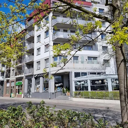 Visit Baltic - Kwartal Rozy Wiatrow Tola Z Parkingiem