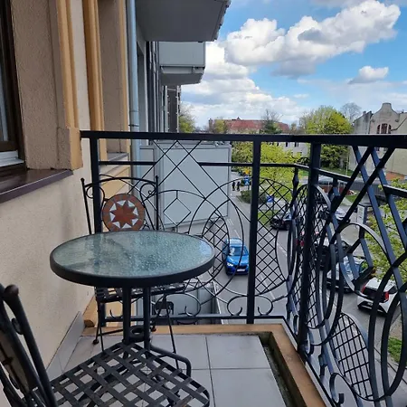 Visit Baltic - Kwartal Rozy Wiatrow Tola Z Parkingiem