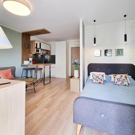 Visit Baltic - Kwartal Rozy Wiatrow Tola Z Parkingiem Апартаменты