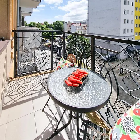 Visit Baltic - Kwartal Rozy Wiatrow Tola Z Parkingiem Апартаменты Свиноуйсьце
